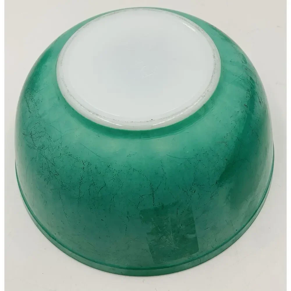 Vintage EARLY PYREX 403-6 Primary Color Green 2.5 Quart Mixing Bowl